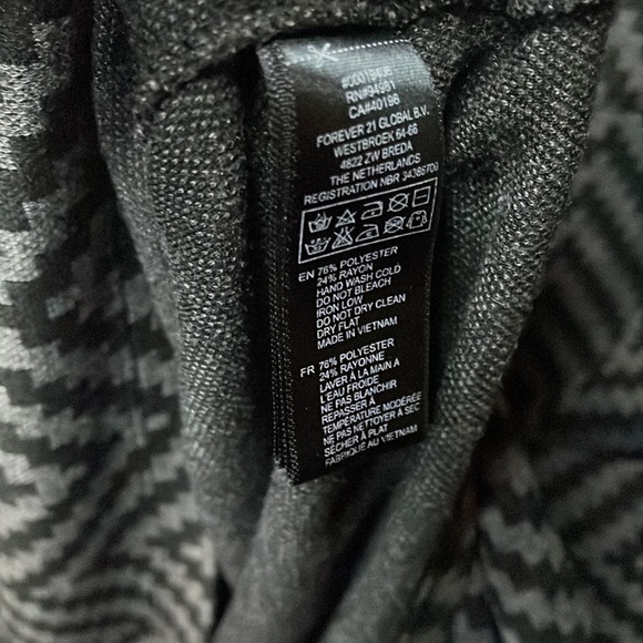 ⭐️ 3/$20 Forever 21 + BodyCon Herringbone Dress - SZ 1X - Picture 6 of 7